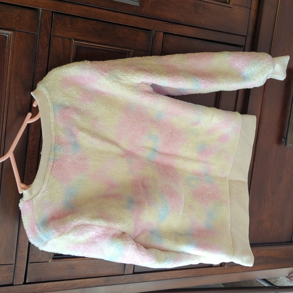 Girl scouts tie-dye sequin fuzzy sweatshirt - Picture 2 of 5